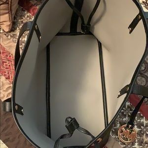 Michael Kors Bags - Michael Kors purse Michael Kors Bags - Michael Kors purse